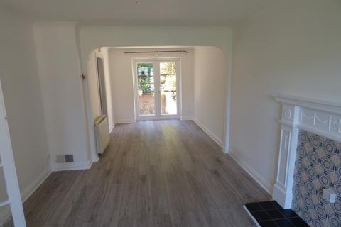 3 bedroom house to rent, 5 Merrick Avenue,  Uplands Crescent,  Truro,  Cornwall,  TR1 1NF