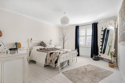2 bedroom apartment for sale, High Street, Steventon, OX13