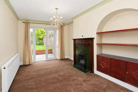 3 bedroom semi-detached house to rent, Harvey Road, Northolt, UB5