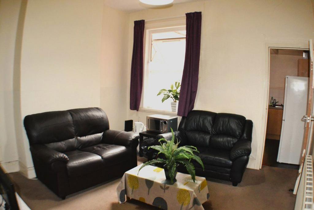 House in Birmingham, Bournbrook - View 2