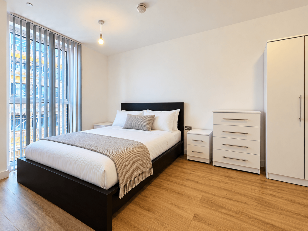 Apartment in Birmingham, West Midlands - More