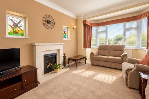 4 bedroom detached bungalow for sale, Surman Crescent, Hutton Burses, Brentwood
