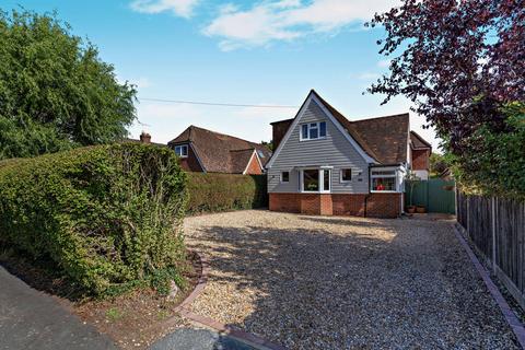 3 bedroom detached house for sale, Shortheath Crest, Farnham, Surrey