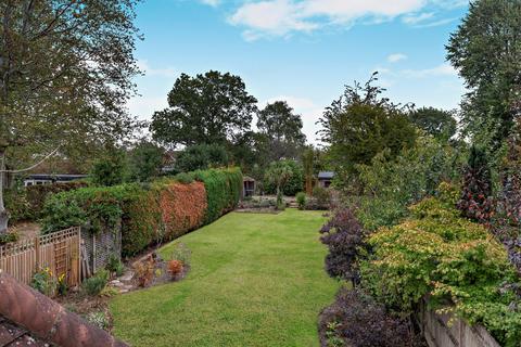 3 bedroom detached house for sale, Shortheath Crest, Farnham, Surrey