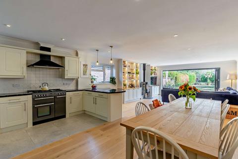 3 bedroom detached house for sale, Shortheath Crest, Farnham, Surrey