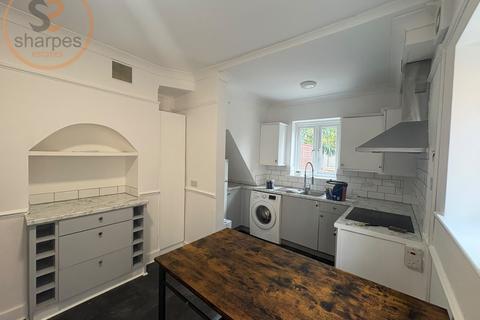1 bedroom maisonette to rent, Fortescue Road, London, Greater London