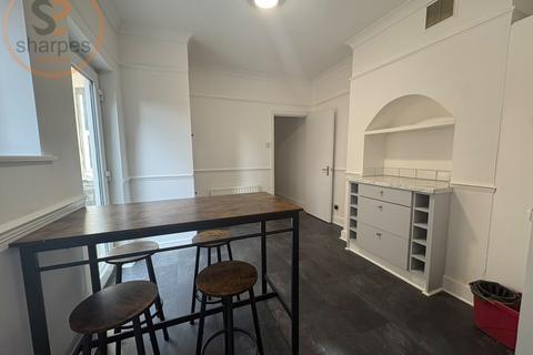 1 bedroom maisonette to rent, Fortescue Road, London, Greater London