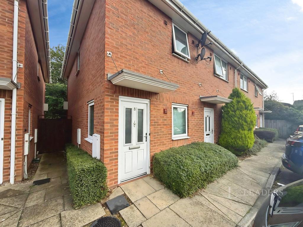 Apartment in West Midlands - View 2
