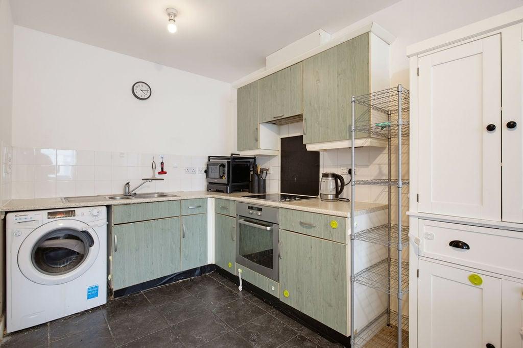 Apartment in London - More