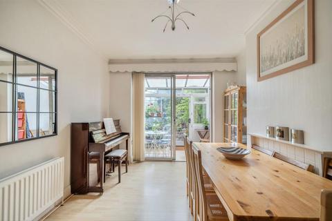 5 bedroom semi-detached house for sale, Southfield Park, Harrow