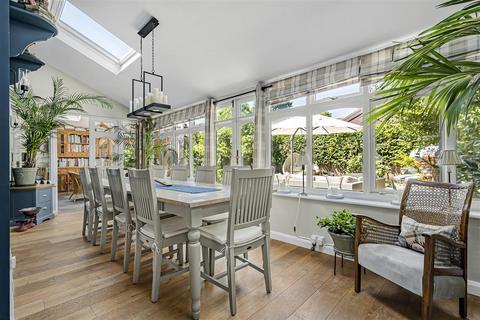 4 bedroom detached house for sale, Stukeley Close, Cambridge CB3