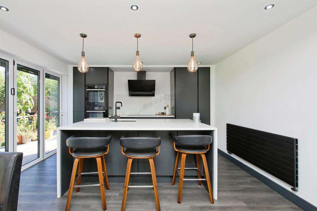 House in Burton-On-Trent - View 5