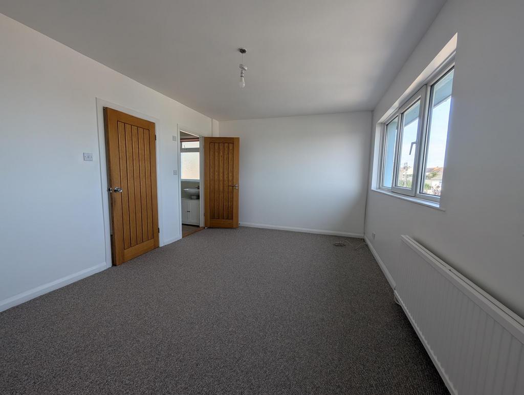 House in Milford Haven, Pembrokeshire - View 4