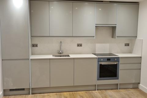2 bedroom flat to rent, Rowhill Road, London, E5