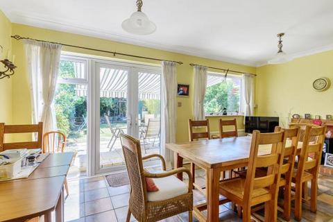 3 bedroom semi-detached house for sale, Clarendon Gardens, Hendon, London
