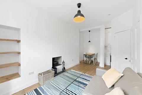 1 bedroom flat for sale, 35/9 (2F2) Lauriston Street, Tollcross, Edinburgh, EH3
