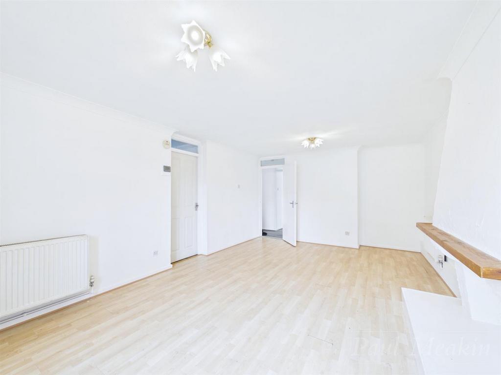 Apartment in South Croydon - View 5