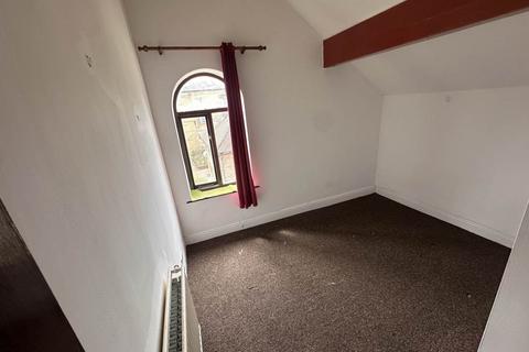 1 bedroom flat to rent, Cambridge Road, Huddersfield, West Yorkshire, HD1