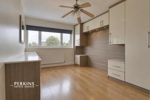 2 bedroom flat to rent, Northolt, UB5