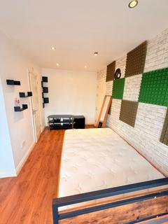 1 bedroom in a house share to rent, Una Avenue, Leicester LE3