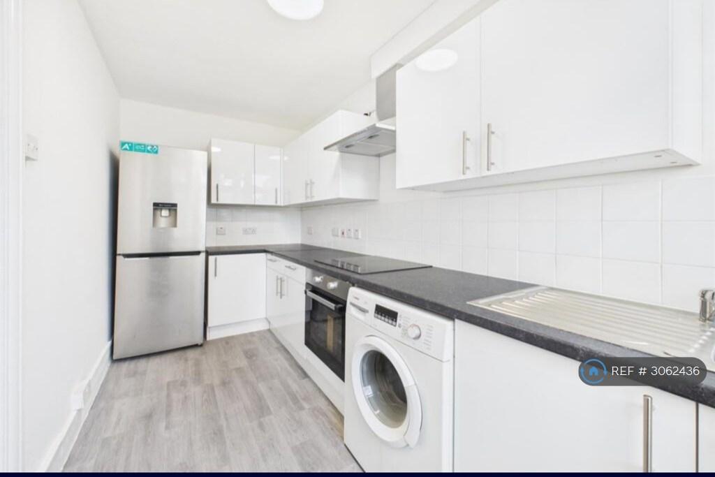 House in Mitcham - View 2