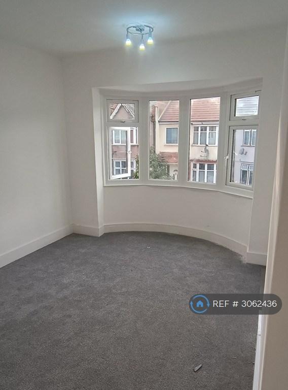 House in Mitcham - More