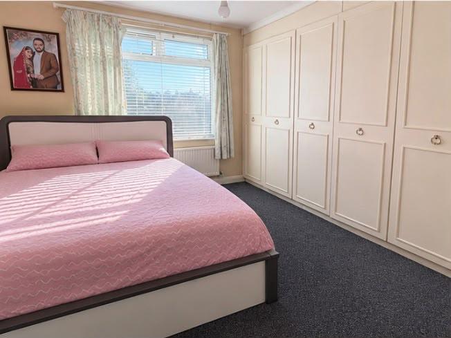 House in Hounslow - View 3