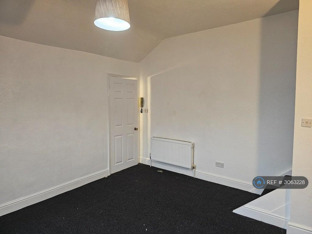Apartment in Birmingham - View 4