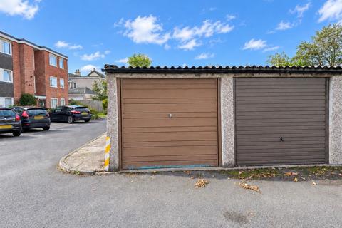 2 bedroom apartment for sale, Pensby Road, Thingwall, CH61
