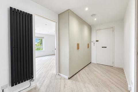 2 bedroom apartment for sale, Pensby Road, Thingwall, CH61