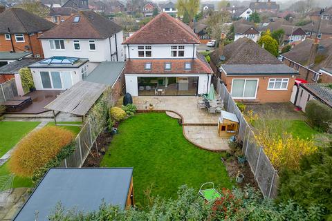 4 bedroom detached house for sale, St. Marys Avenue, Shenfield, Brentwood