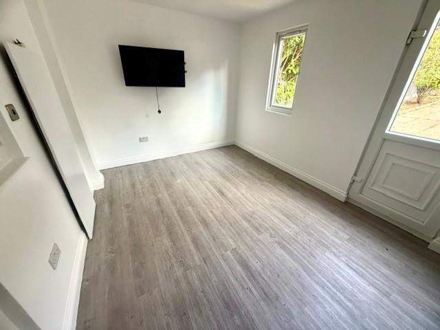 House in Edgware - View 5