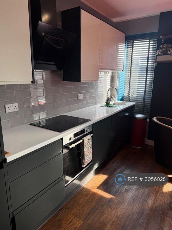 Apartment in Sheffield - View 4