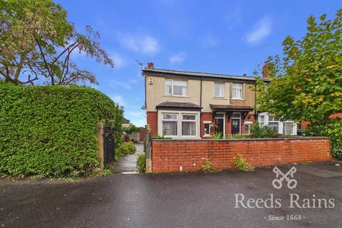 4 bedroom semi-detached house for sale, Highfield Road South, Lancashire PR7