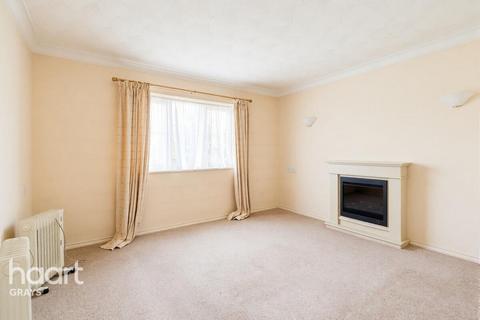 1 bedroom flat for sale, Kensington Court, GRAYS