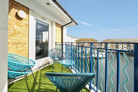 2 bedroom flat to rent, Victory Mews, Brighton Marina Villag BN2