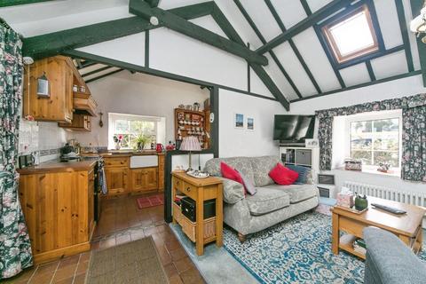 2 bedroom detached bungalow for sale, Lon St Ffraid, Holyhead LL65