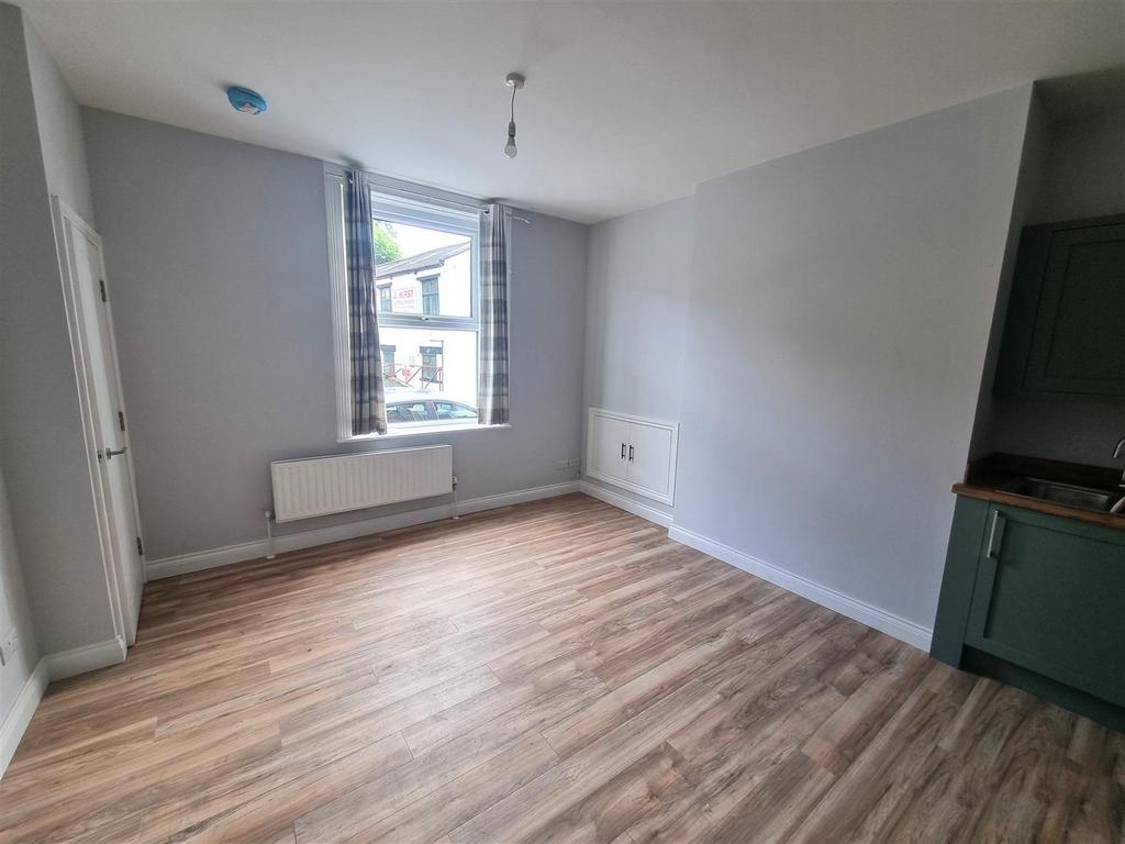 House in Leeds - View 3