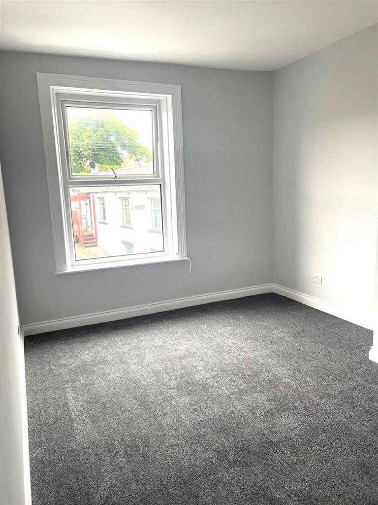 House in Leeds - View 4