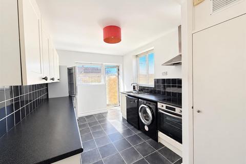 2 bedroom detached bungalow for sale, Graham Close, Hutton, Brentwood