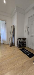 2 bedroom apartment for sale, 1 Buckingham Gardens, Slough, SL1