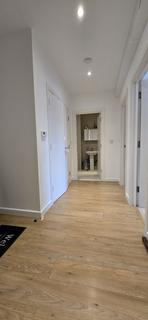 2 bedroom apartment for sale, 1 Buckingham Gardens, Slough, SL1