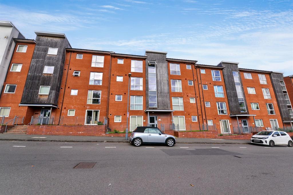 Apartment in Birmingham - View 5