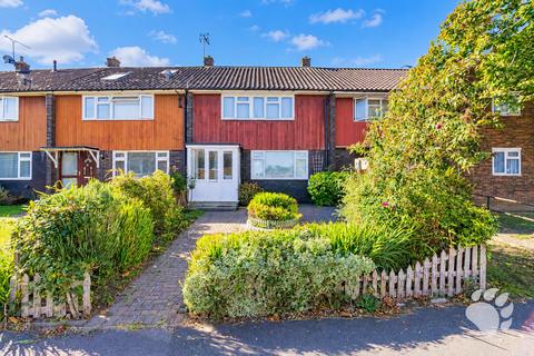 3 bedroom terraced house for sale, Lee Walk, Basildon SS16