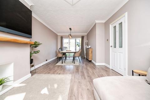 3 bedroom semi-detached house for sale, Manorford Avenue, West Bromwich