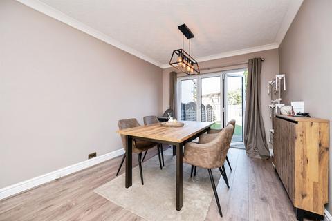 3 bedroom semi-detached house for sale, Manorford Avenue, West Bromwich