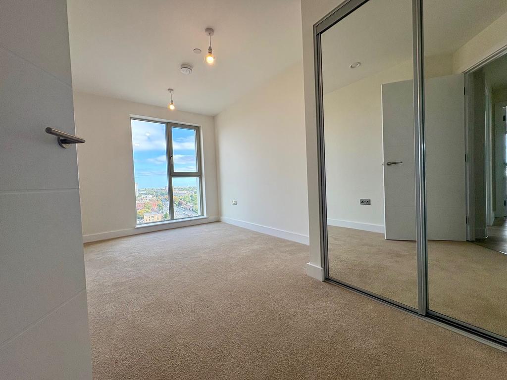Apartment in Birmingham - View 5