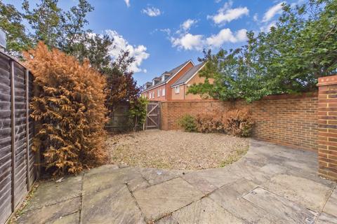 2 bedroom end of terrace house for sale, Dunstans Drive, Winnersh, Wokingham, Berkshire, RG41