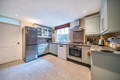 3 bedroom terraced house for sale, Akerman Road, Oval, London, SW9
