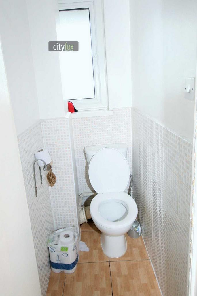 Apartment in London - More